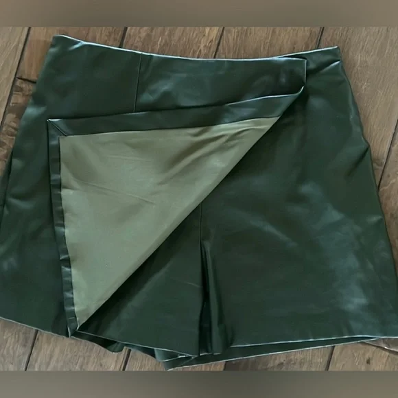 Jason Wu Black Faux Leather Wrap Skort/Skirt - Picture 3 of 8